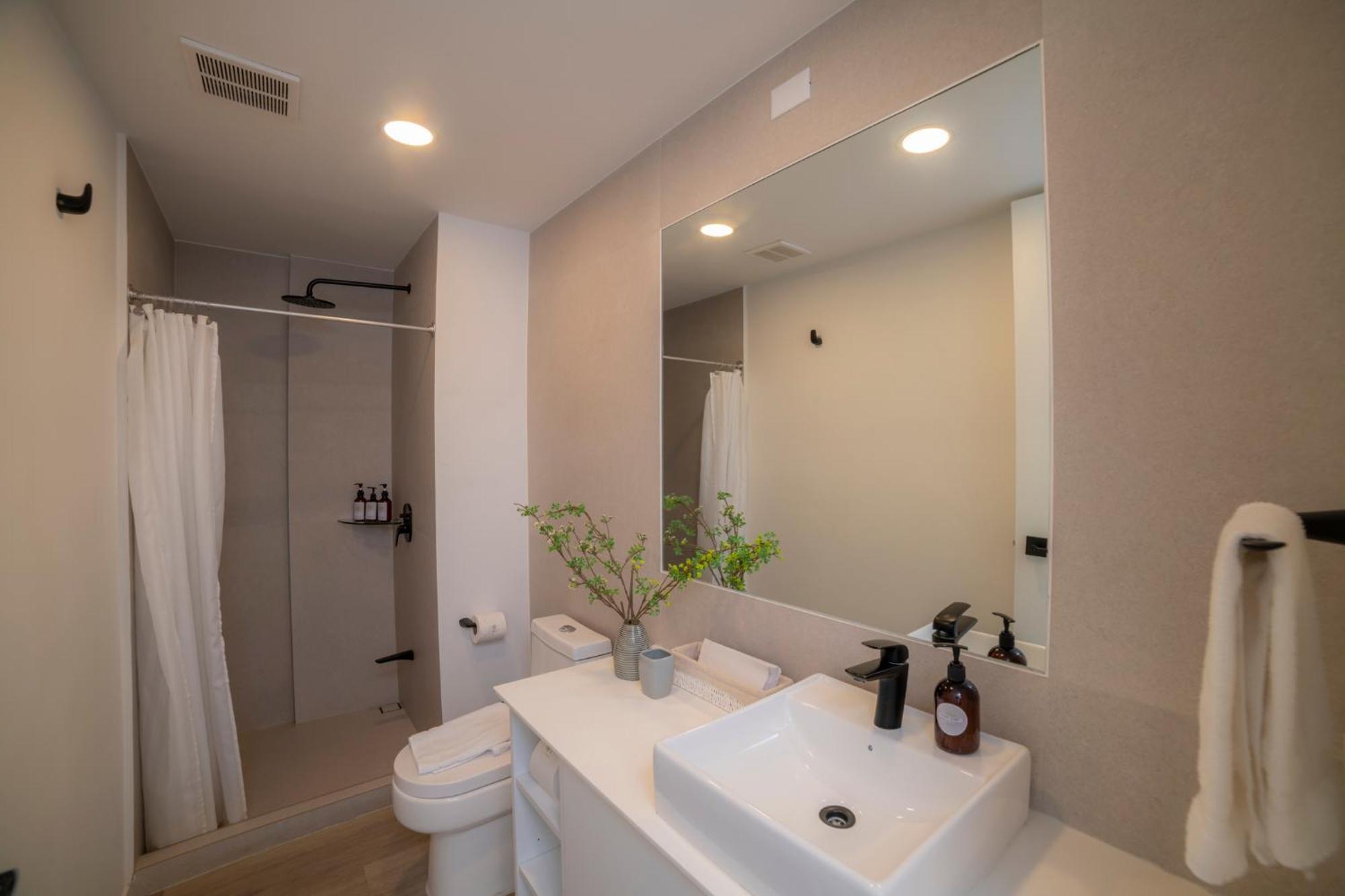 Bee Suites San Jose - Escalante Exterior photo