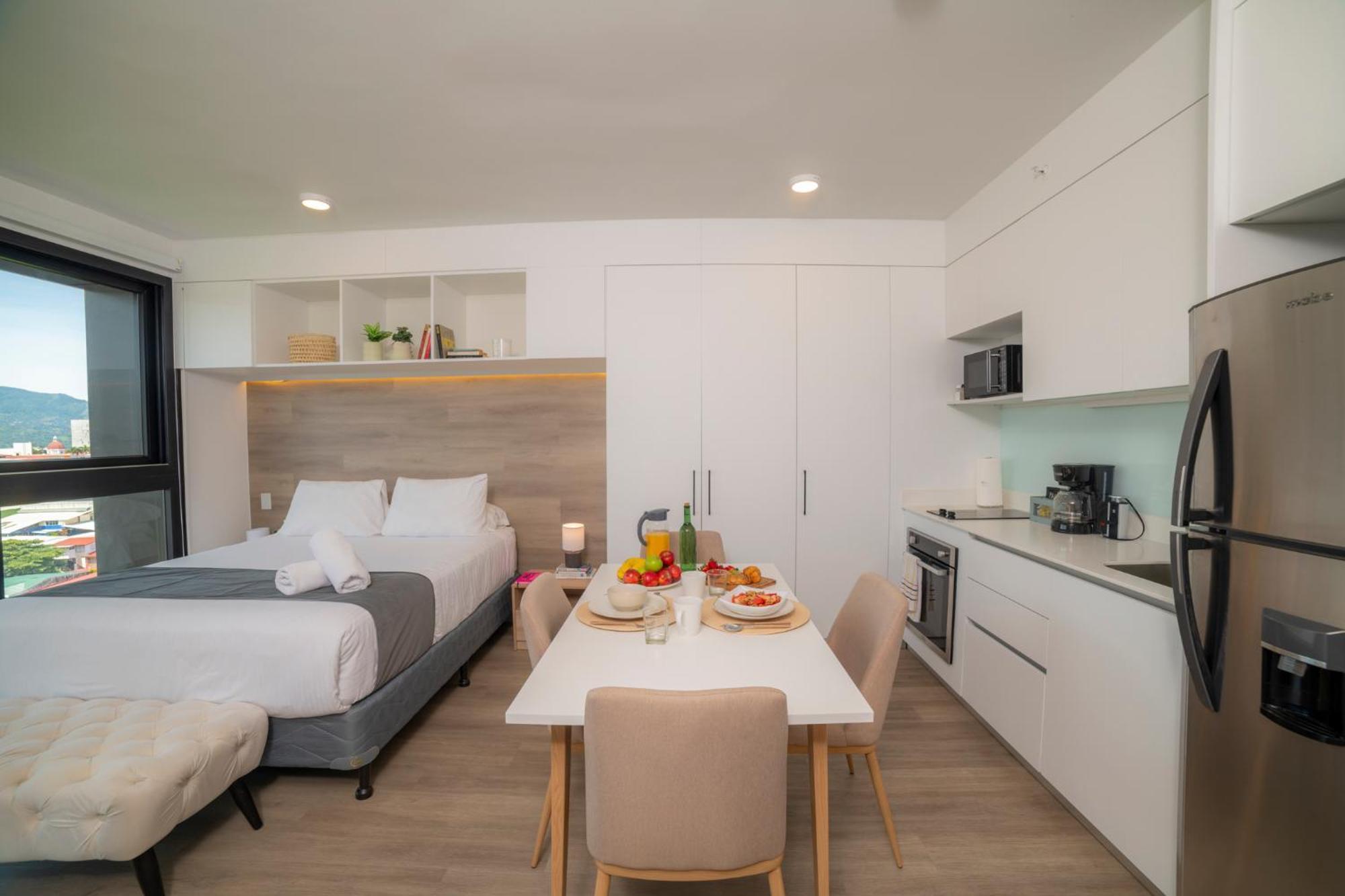 Bee Suites San Jose - Escalante Exterior photo