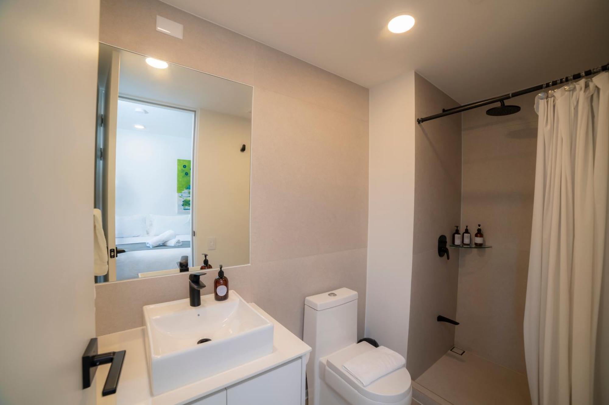 Bee Suites San Jose - Escalante Exterior photo